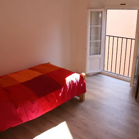 Lisa Acropolis Garibaldi Ницца