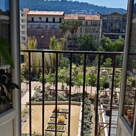 Lisa Acropolis Garibaldi 아파트 *
